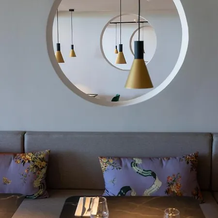 Otel La 5 Etoiles Motte 5*