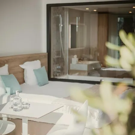 Hotell La 5 Etoiles Motte 5*