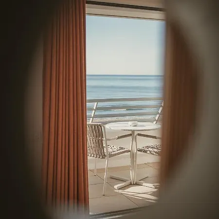 La 5 Etoiles Motte Hotel 5*