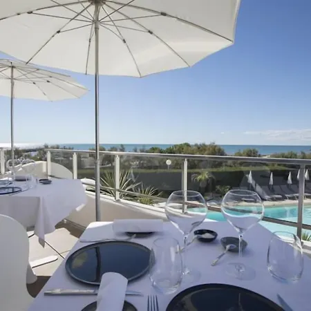 La 5 Etoiles Motte Hotel 5*