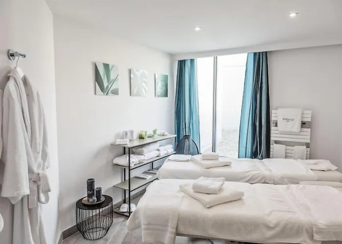 La 5 Etoiles Motte Hotel 5*